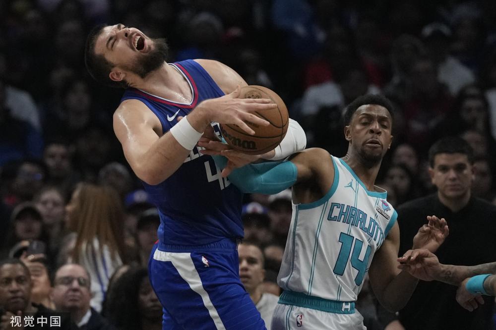 或让边锋更 或让边锋更