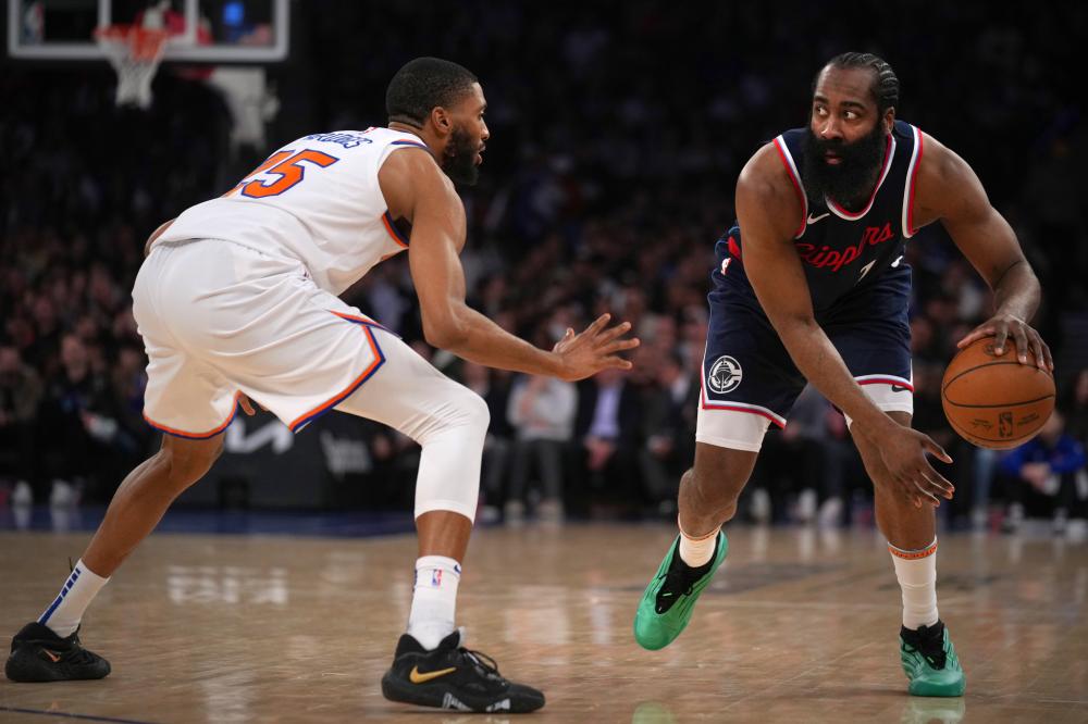 中左膝受伤 中左膝受伤