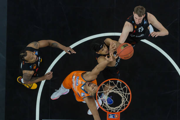 合力轰入4 合力轰入4