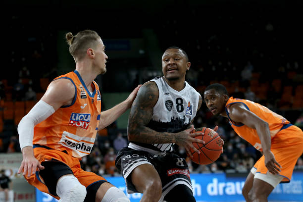 外落选的球 外落选的球